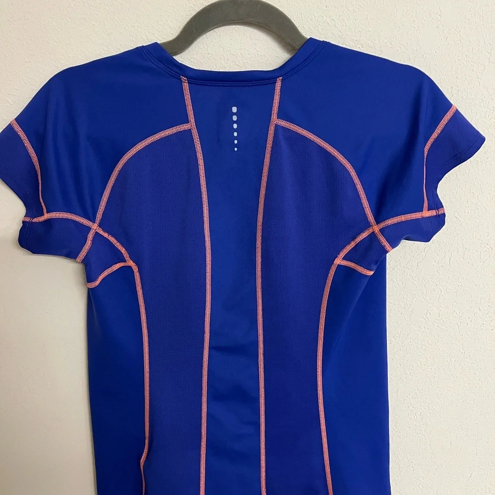 The North Face Royal Blue T-Shirt with Pink Stitching - Picture 6 of 9